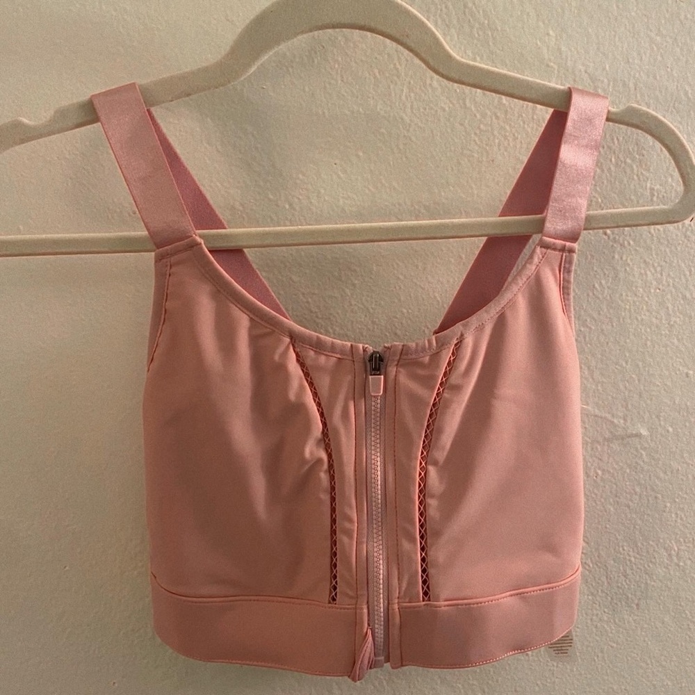 Fabletics sports bra size Medium like new